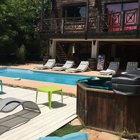 Bed & Breakfast Esprit D'ailleurs 3*