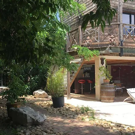 Esprit D'ailleurs Bed & Breakfast Baillargues